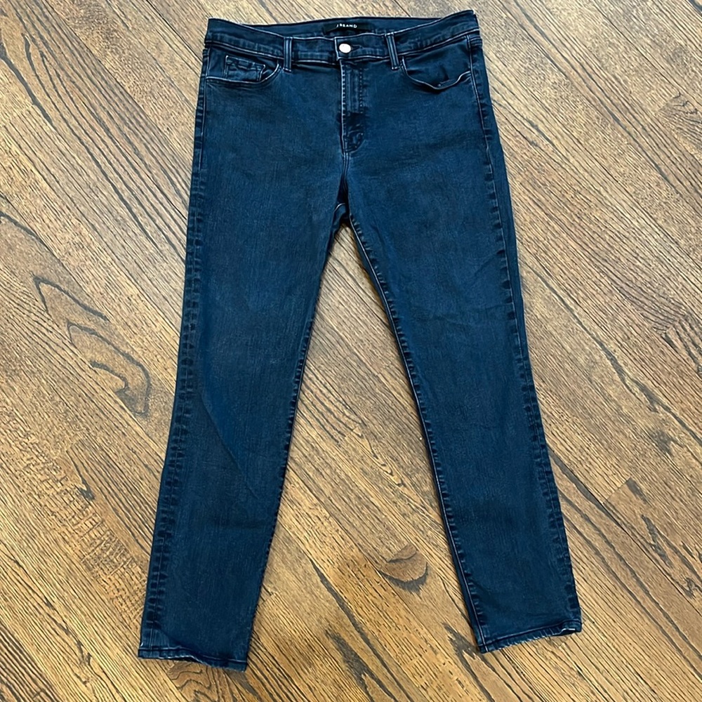 J Brand Women’s Bluebird mid rise skinny jeans - size 31
